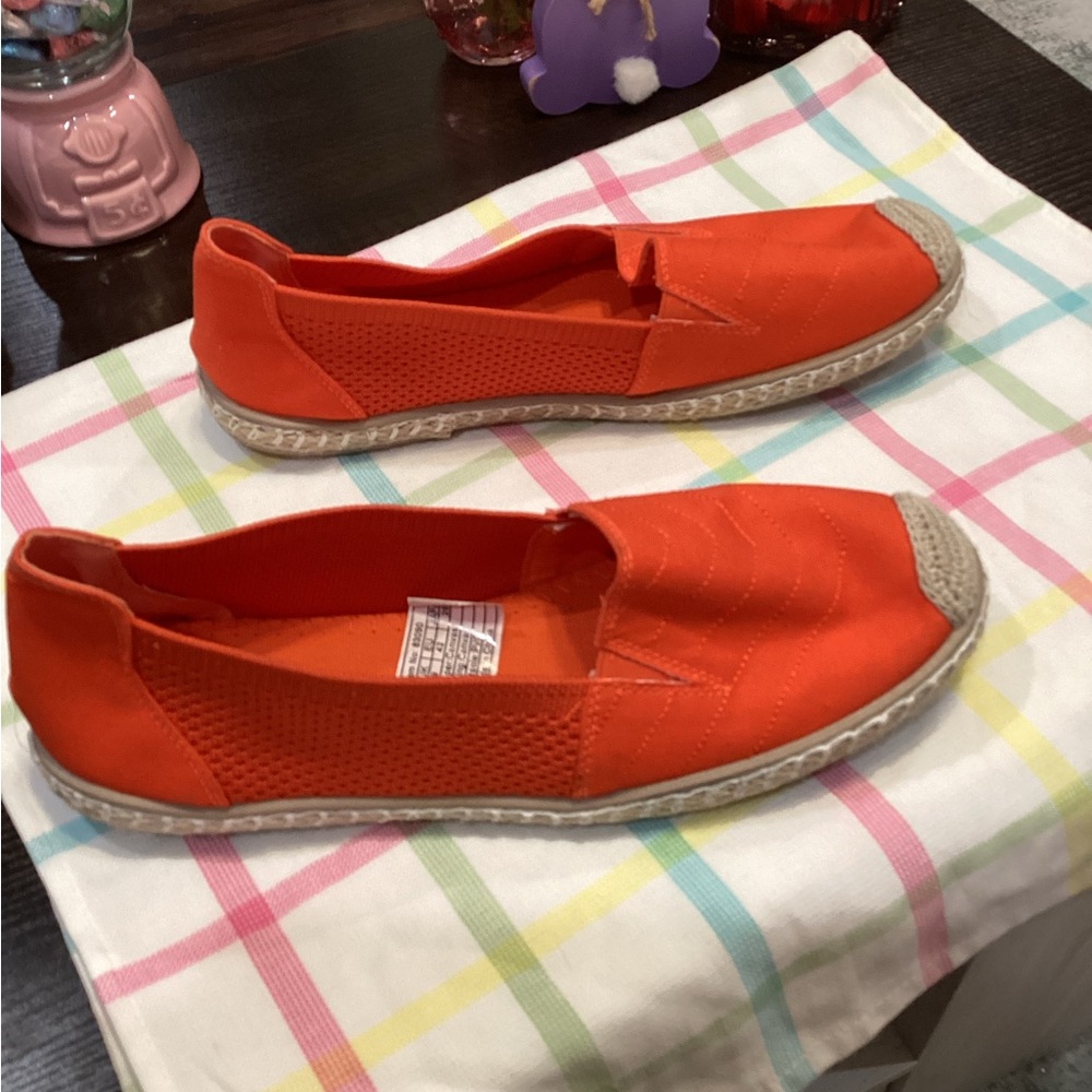 NWOT - Orange Espadrille - Cute Shoes - Never Worn - Sz 11!!! - Picture 8 of 12